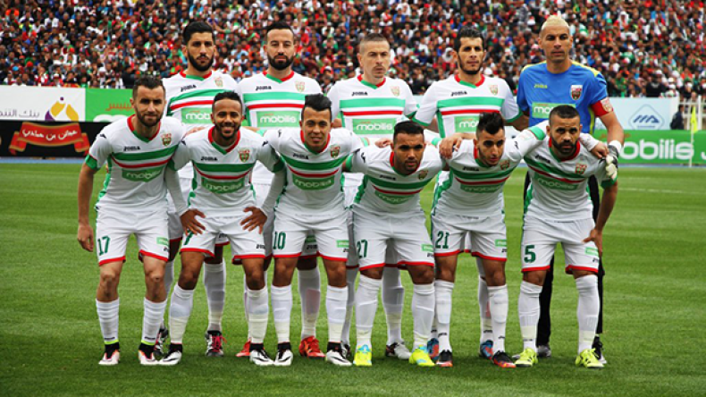 العميد يغرّد منفردا في الصدارة