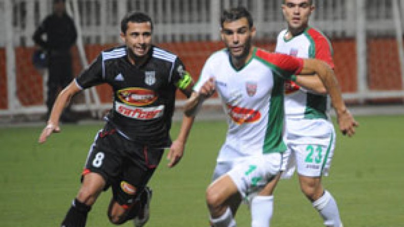 الطاقم الفني للمولودية راض ويريد نقاط مباراة السنافر
