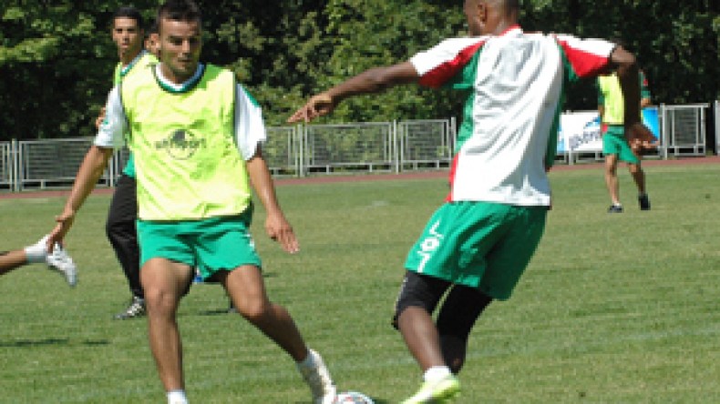 العميد يتعادل مع كراكوف