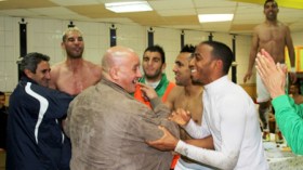 أجور لاعبي مولودية الجزائر تثير أزمة جديدة في سوناطراك