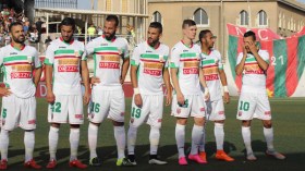 الطاقم الطبي يجهز عبيد وشيتة وإدارة “العميد” تطالب بالتذاكر في غليزان