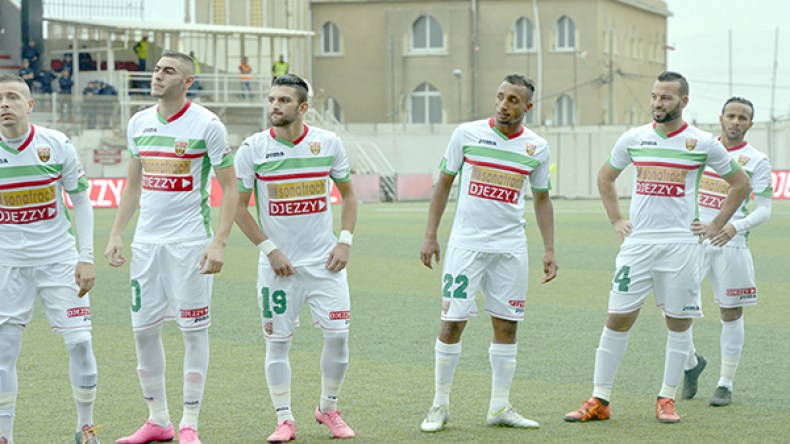 الجمعية الاستثنائية الاثنين وتجديد الثقة في مبارك