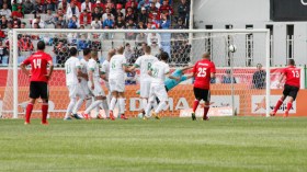 الشارع الرياضي يؤيد معاقبة مسيري ولاعبي العميد