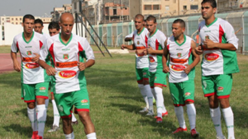 مولودية‮ ‬الجزائر‮ ‬تستضيف‮ ‬البليدة‮ ‬والقبائل‮ ‬في‮ ‬الرويبة‮ ‬دون‮ ‬جمهور
