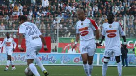الكلاسيكو العاصمي في واجهة المباريات وقمة الجريحين بالشرق