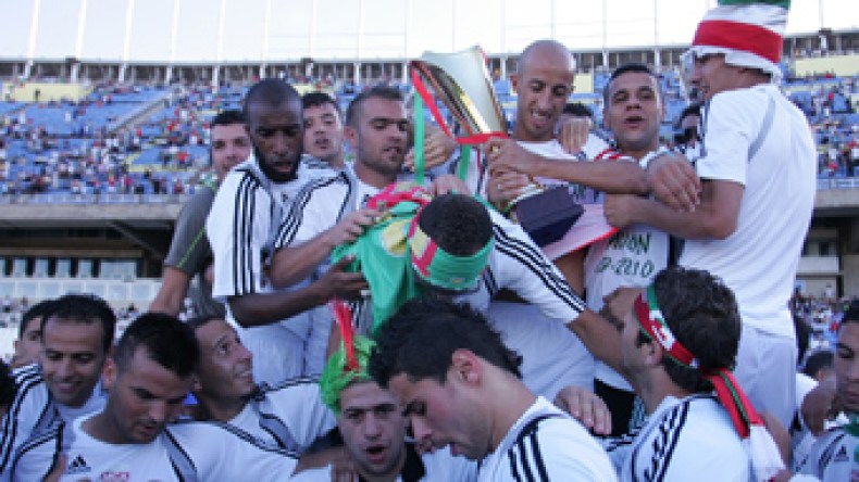 شبان‭ ‬العميد‭ ‬يخطفون‭ ‬أجمل‭ ‬بطولة‭ ‬في‭ ‬تاريخ‭ ‬النادي