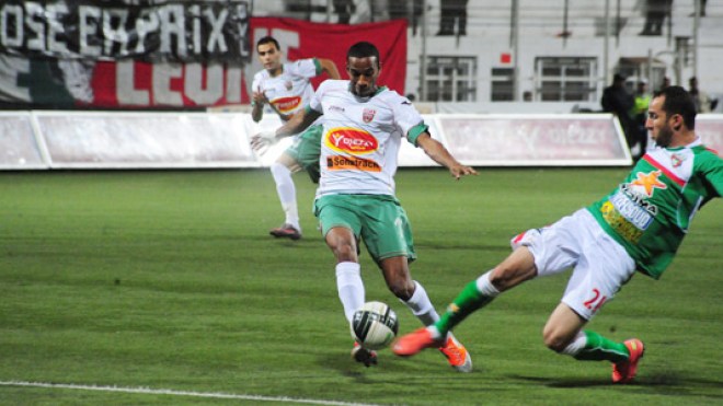 العميد يحضر لنهائي الكأس بكامل التعداد