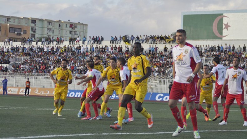 مولودية العلمة وأهلي البرج في مباراة بست نقاط