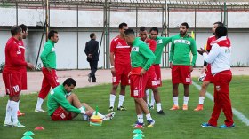 عمور يتراجع عن التوقيع وبوعراطة يفكر في تسريح مهاجم