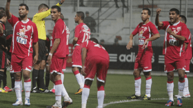 الحمراوة يشعرون بأمور خفية تحاك ضدهم في الكواليس قبل لقاء العميد