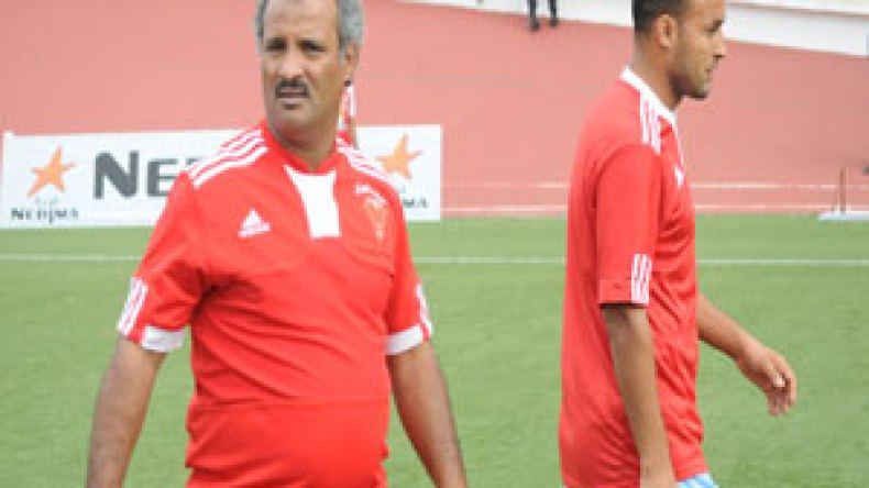 الحمراوة‭ ‬اليوم‭ ‬في‭ ‬المغرب‭ ‬على‭ ‬وقع‭ ‬المشاكل‭ ‬وهاجس‭ ‬استقالة‭ ‬سي‭ ‬الطاهر