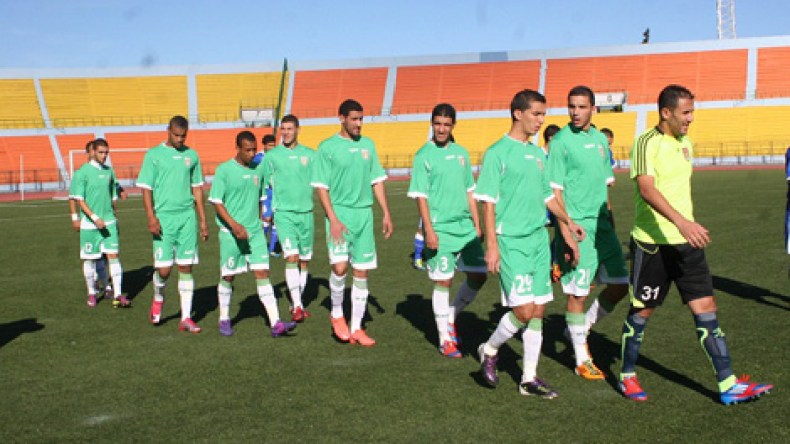 مولودية سعيدة: عصمان يبرمج ثلاث مباريات ودية والحارس نايلي لم يلتحق