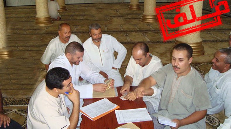 ارفعوا أيديكم عن المساجد التي بناها الشعب