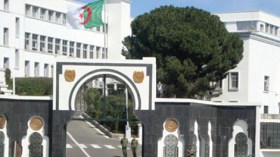 مسرحو الجيش لعجز طبي يلوحون بإضراب عن الطعام