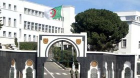 الجيش يقضي على إرهابي و يسترجاع رشاشا وذخيرة بتبسة