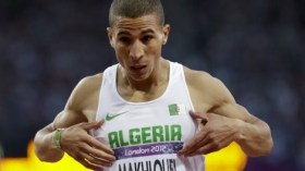 البطل الأولمبي مخلوفي يحصد جائزة الإبداع الرياضي بالإمارات