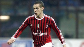 “كان” 2013 يبعد مصباح عن نابولي