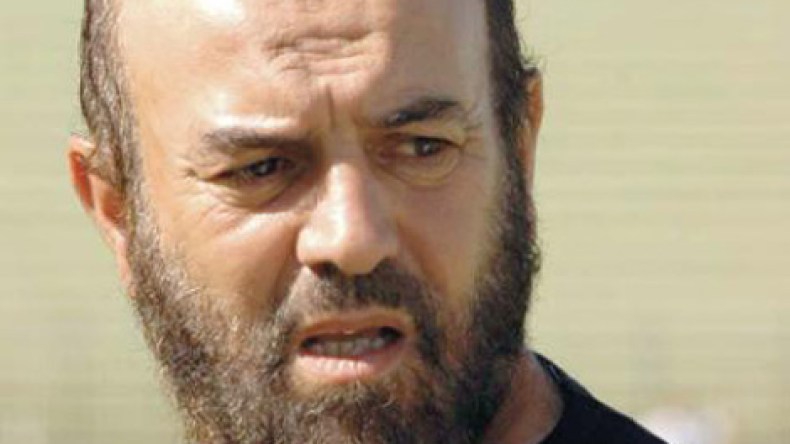 الإدارة تجدد الثقة في المدرب مشري رغم ضعف النتائج