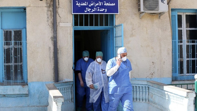 هذا عدد قضايا الاعتداء على الأطباء في الجزائر خلال جائحة كورونا