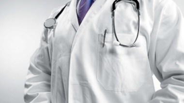 Report: Over 5,905 Algerian doctors fled to French hospitals