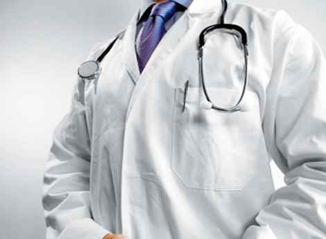 Report: Over 5,905 Algerian doctors fled to French hospitals