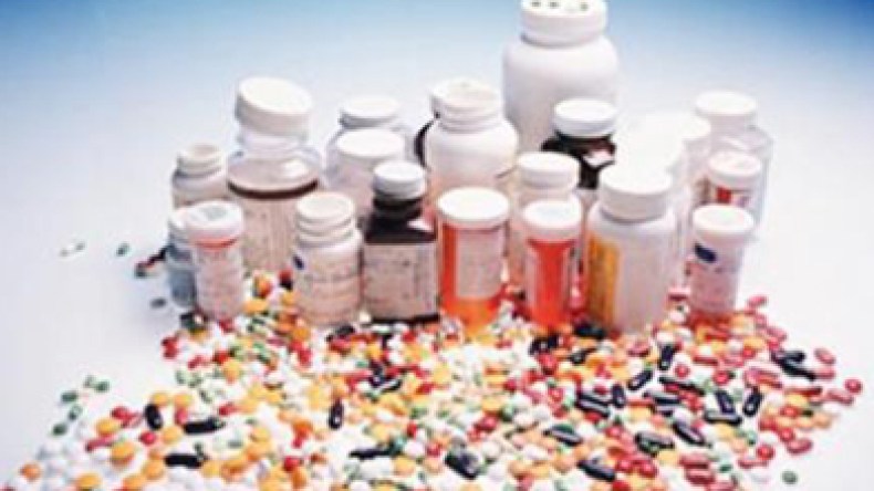 كاميرات مراقبة أمام الصيدليات للتصدي للاعتداءات