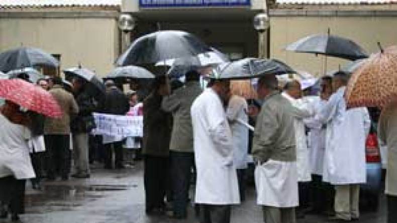 توظيف  1000  طبيب  في  61  تخصصا  لتغطية  العجز  الطبي