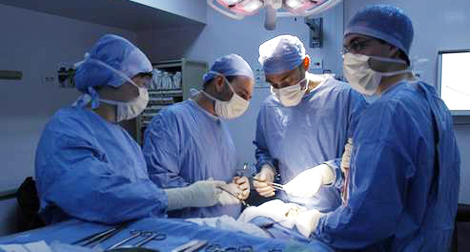 Neurochirurgie : l’Algérie est devenue une “référence” au Maghreb et en Afrique