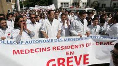 Médecins résidents : gel ou maintien de la grève ?