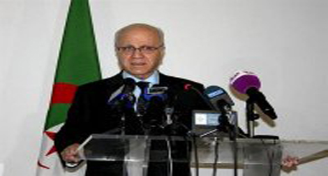 Medelci : ” L’Algérie répondra aux déclarations de Laurent Fabius”