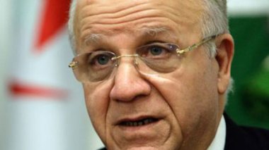 Libye: Alger contre une intervention étrangère mais pour une médiation