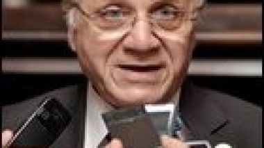 Medelci: “Rescue of 17 Algerian sailors held by Somali pirates to take time”