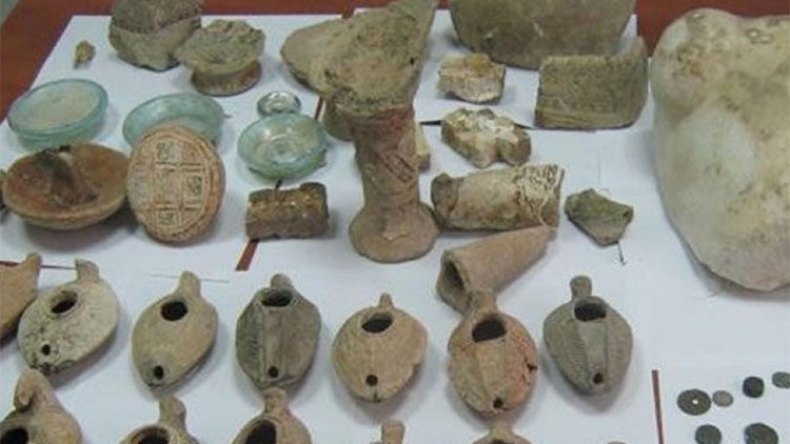 تفكيك شبكة لتهريب الآثار والاتجار بها ببني سليمان بالمدية