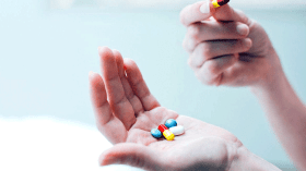 عقاقير “الكالسيوم” وفيتامين “د” الطبية وخطر الأورام والسكتات القلبية