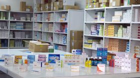 انخفاض بنحو 40 % في واردات الجزائر من الأدوية