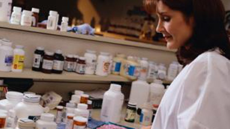 مخابر أمريكية وبريطانية وسويسرية تنهب نباتات محمية بالجزائر لإنعاش تجارة العطور والأدوية