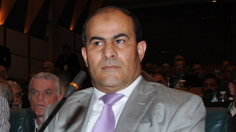 مدوار: أحافظ على صلواتي في مسجد الحي  وكل وقتي يأخذه الاولمبي