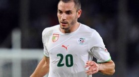 مغني هنأ اللاعبين وتناول العشاء معهم بسيدي موسى بعد المباراة