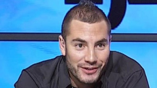 مغني يتدرب مع لخويا لأول مرة ويقدم للصحافة