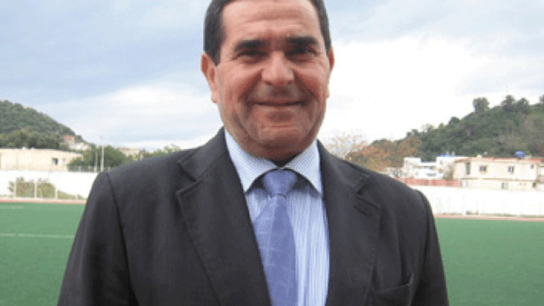 الإدارة تقيل المدرب مهداوي بعد 48 ساعة من تعيينه