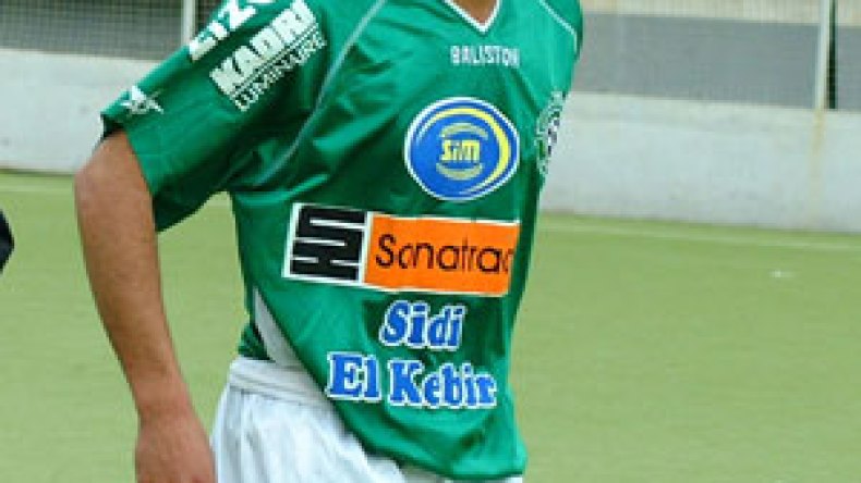 مهداوي يمضي رسميا لموسمين في البليدة