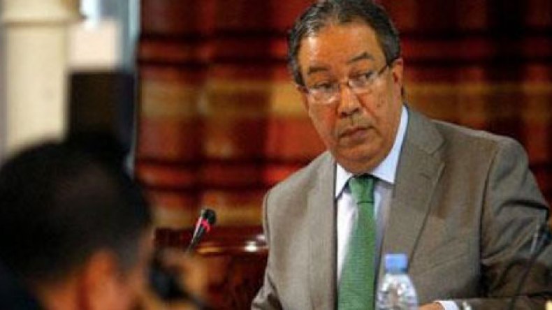 وزير الإتصال: سأحارب”طرابندو” الساحة الإعلامية وسلم الأجور سيكون في مستوى كرامة الصحفي