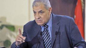 رئيس وزراء مصر ينسحب من مؤتمر صحفي بسبب سؤال حول الفساد