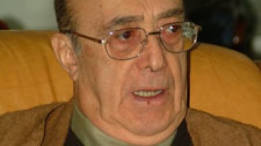 Réformes  politiques :  boycott  de Mehri, Aït Ahmed et Djaballah