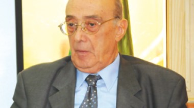 Regime change in Algeria is national cause, says FLN former leader