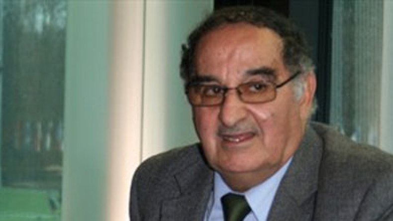 رشيد مخلوفي للشروق: “لست متفائلا بتأهل الخضر للمونديال وأطالب بتدخل بوتفليقة”