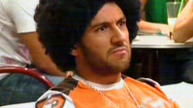 الصحافة المصرية ترمي عظما لأحمد مكي بعد ما تنصّل من جزائريته؟!