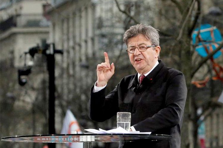Mélenchon: « J’ai le droit d’aimer l’Algérie »