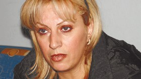 “قضية فيلم حسني لاتزال عالقة والعمل المصور نبش ببشاعة قبر المرحوم”