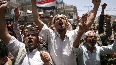 Yémen: les jeunes veulent un Conseil transitoire, l'état de Saleh est stable